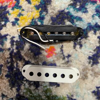 Fender Mexican Stratocaster bridge pickup image 2