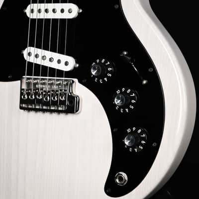 Eastman D'Ambrosio Series DC'64- Vintage White 2025 (25122) image 10
