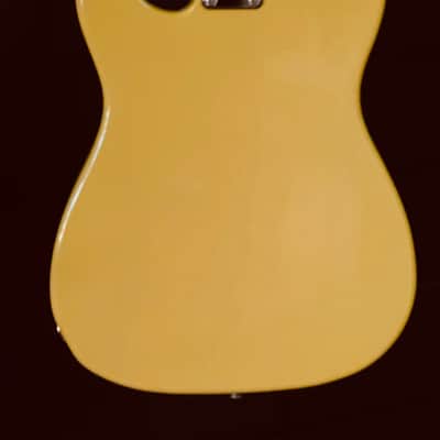 Fender MIJ Telecaster 1989 - Autographed by blues artists commissioned by Fender Frontline mag image 4