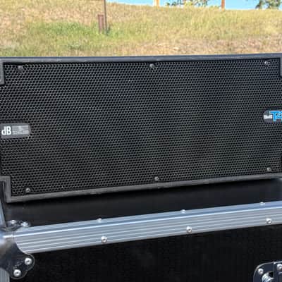 dB Technologies T4 DVA Line Array Speaker image 1