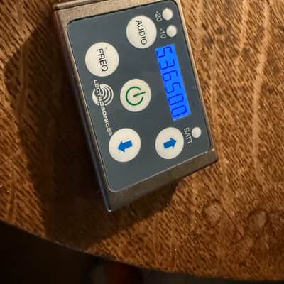 Lectrosonics SSM Micro Bodypack Transmitter, Block A1 - 6 Available image 4