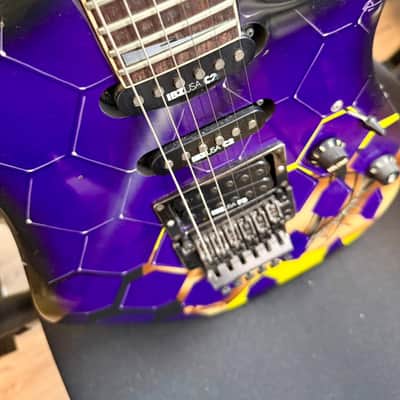 Ibanez 1991 Ibanez USA Custom UCGR1 "Surprise" by Pamelina H. – Rare Factory Sharktooth Inlays – Original IBZ/USA F3 Pickup 1991 - Custom image 5