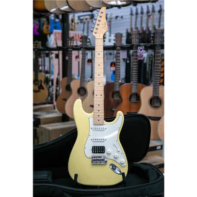 SUHR Classic S Antique HSS Maple Vintage yellow image 3