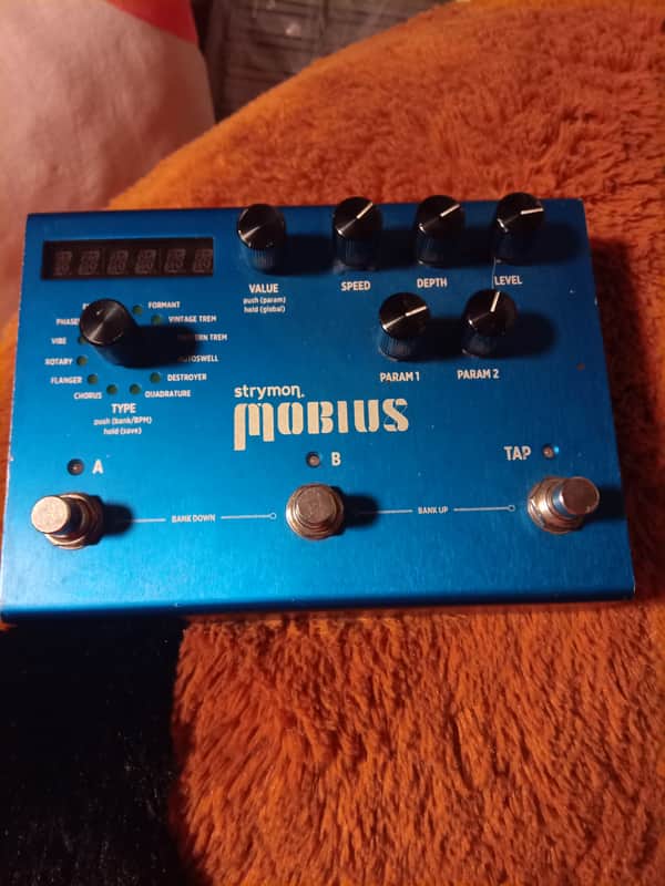Strymon Mobius