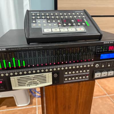 Mackie SDR 2496 hard disk recorder with Mackie Remote image 14