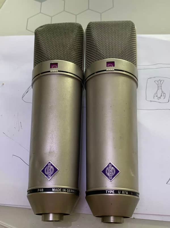 Neumann U 87 Ai Large Diaphragm Multipattern Condenser Microphone