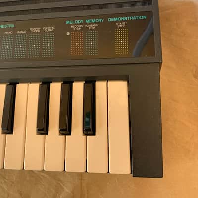 Yamaha PSS-130 PortaSound 1908s Electronic Keyboard Synth VGC in Box w Org. Power Supply image 6