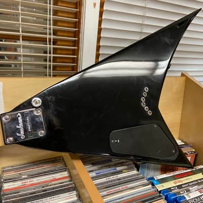 Jackson V Mid 2000s - Black image 6