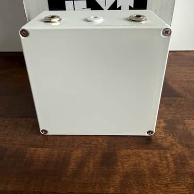 Jext Telez White Pedal V2 2017 - 2019 - White with Red Knobs image 7