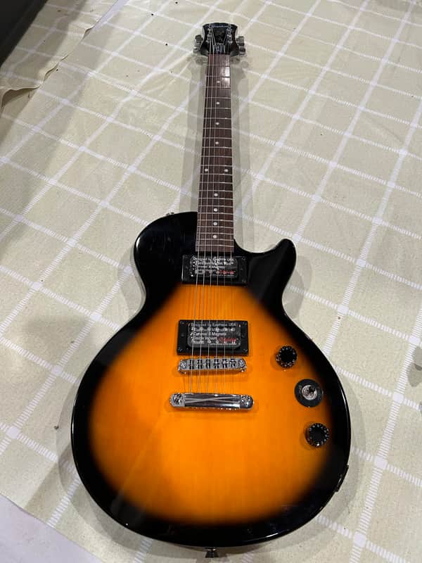 Epiphone Les Paul Special 11-LE 2015 - 2 Tone Burst image 1