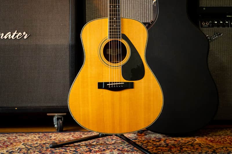 Yamaha LL-11 – Solid Top Acoustic Guitar – Natural – VG Cond - W/hardcase. image 1