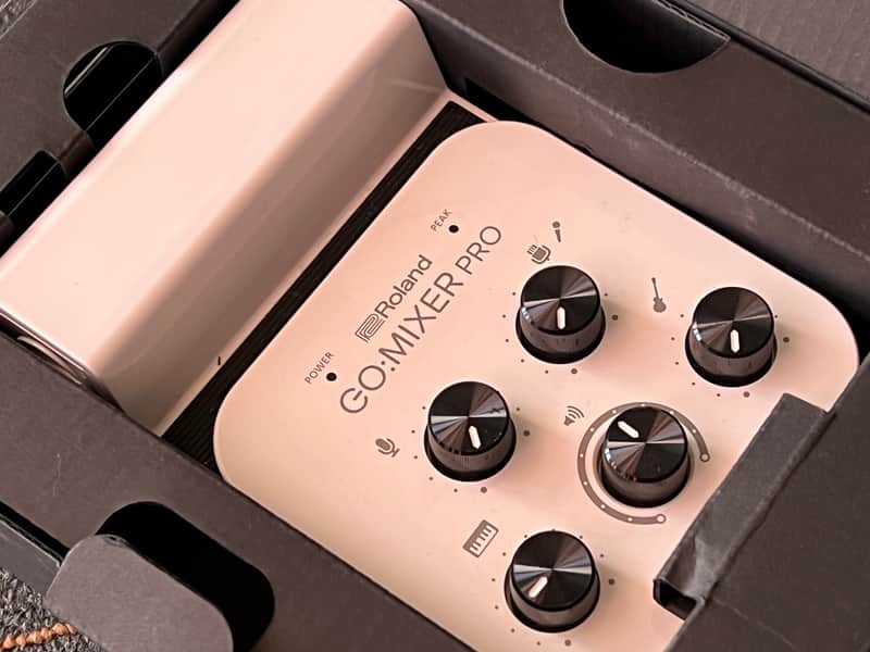 Roland GO:MIXER PRO Smartphone Audio Mixer image 1