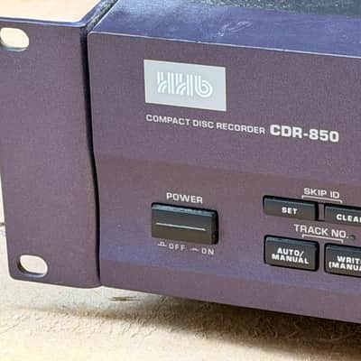 HHB PROFESSIONAL COMPACT DISC RECORDER -CDR 850 image 2