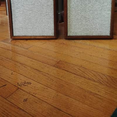 KLH Model 17 speakers In excellent condition - 1970's image 2
