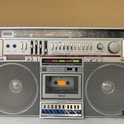toshiba RT-S931 SILVER Boombox RadioRecorder Cassette Gettho Blaster Bombeat Player Classic image 1