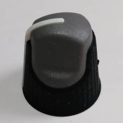 Crate Amplifier Knob - Gray w/ White Indicator - Lot of 6 image 5