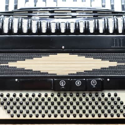 Titano T3095 Model 120-Bass 41-Key 7-Treble Switch Black Piano Accordion w/Bag image 6