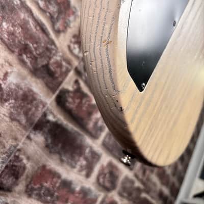 Ibanez Soundgear SR2010ASC "Ashula" Hybrid 6 Strings Fretless image 16