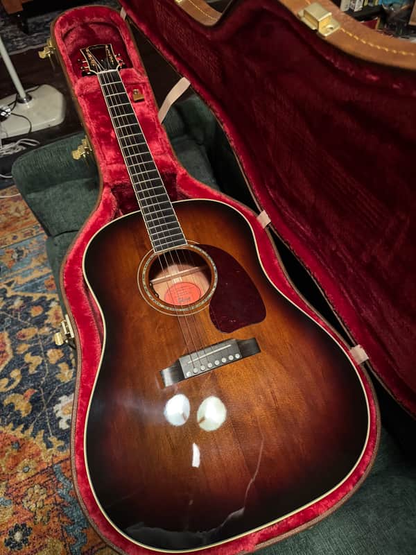 Gibson Custom Select J-45 Standard 2025 Grizzly Burst