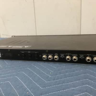 Roland SDE-330 Dimensional Space Delay 1993 - 1998 - Black image 6