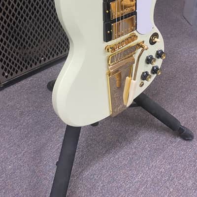 Epiphone "Inspired by Gibson Custom" '63 Les Paul SG Custom with Maestro Vibrola 2024 - Present - Classic White image 6