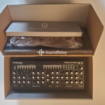 Roland SE-02 - Analog Synth Set - Complete Set - Boxed - Tested image 6