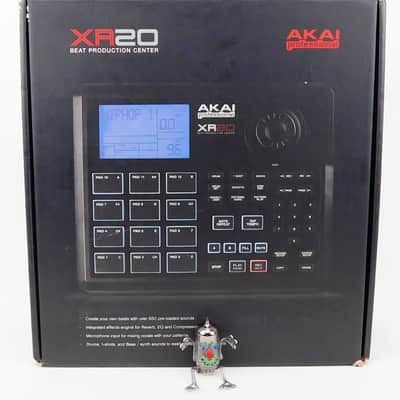Akai XR 20 Beat Production Center Synth Drum Machine +Neuwertig+ OVP + Garantie image 3