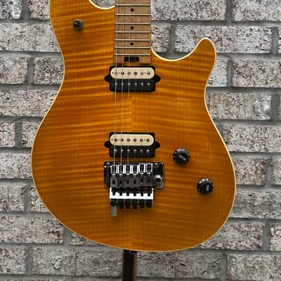 Peavey Wolfgang Standard Deluxe 1999 Flamed Amber image 17