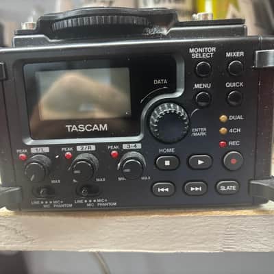 TASCAM DR-60DmkII Portable 4-Track DSLR Audio Recorder – Excellent Condition image 1