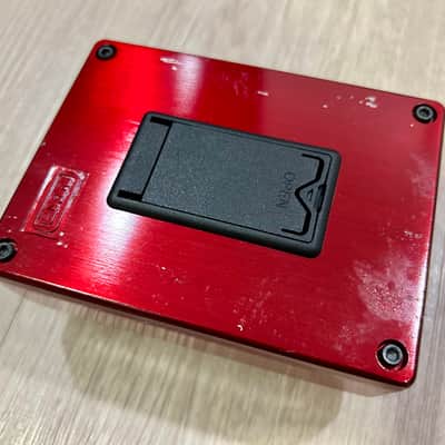 MXR M80 BASS DI+ Vermillion image 2