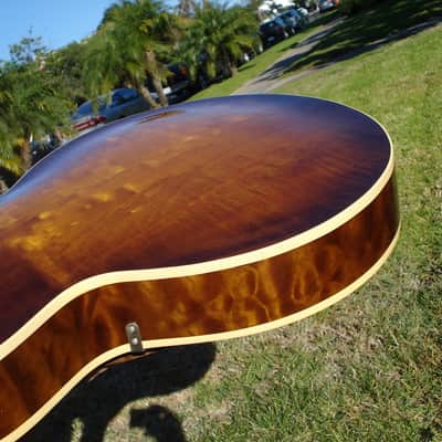 Heritage  H-575 1989 Antique Sunburst image 4
