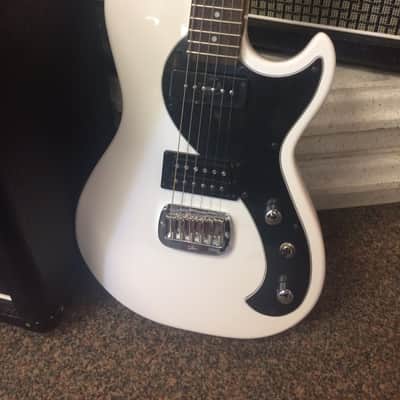 Tribute by G&L Fallout Alpine White image 1