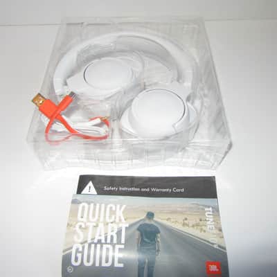 NEW JBL - Pure Bass Wireless Headphones - - White - Tune710BT 2020s image 5