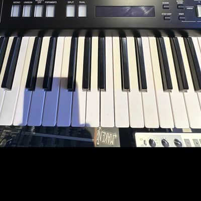 Roland Jupiter-X 61-Key Synthesizer 2019 - Present - Black image 4
