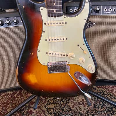 1961 Fender Stratocaster Sunburst - Slab Board. image 3
