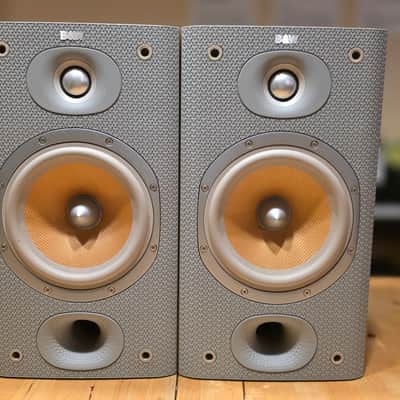 B&W DM601 S3 Bookshelf Speakers - Enjoyed & Sound Amazing - Pair image 2