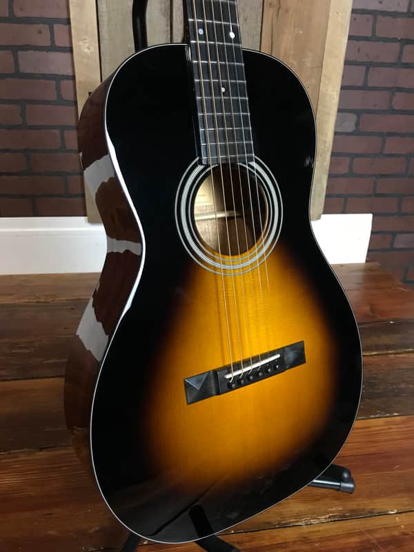 Eastman E10P-SB Parlor Sunburst image 1