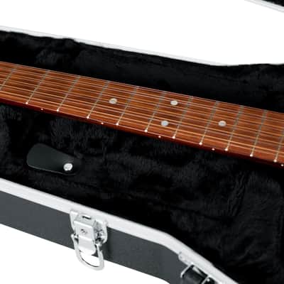Mint Gator Deluxe Molded Case for 12-string Dreadnaught Guitar image 16