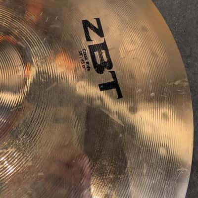 Zildjian 18" ZBT Crash Ride Cymbal 1998 - 2004 - Traditional image 4
