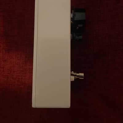 (Mint Condition) EarthQuaker Devices White Light Overdrive Legacy Reissue 2023 - Various image 5
