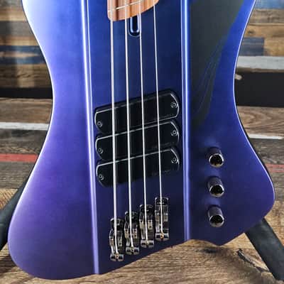 Dingwall D-Roc Standard 4 2024 - Colorshift Blue-Purple image 2