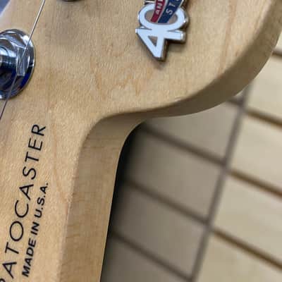 Used 1994 Fender 40th Anniversary American Standard Stratocaster with Rosewood Fretboard image 6