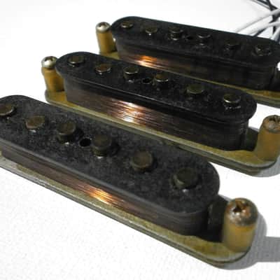 Stratocaster HEAVY RELIC 68 69 Pickups SET Hand Wound  1968 - 1974 Fender Vintage Strat Aged Q image 6