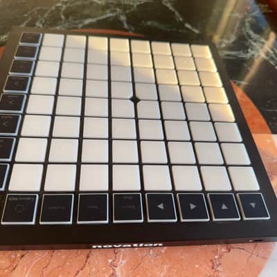 Immagine Novation Launchpad X MIDI Controller - 2