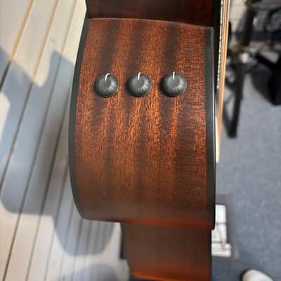 Taylor 314ce with V-Class Bracing - Natural image 4
