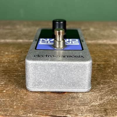 Electro-Harmonix Nano Clone Analog Chorus 2006 - Present - Purple / Black image 6