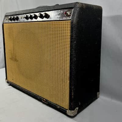 1963 Fender Vibrolux 6G11 Brownface 30-Watt 1x12" Guitar Combo image 8