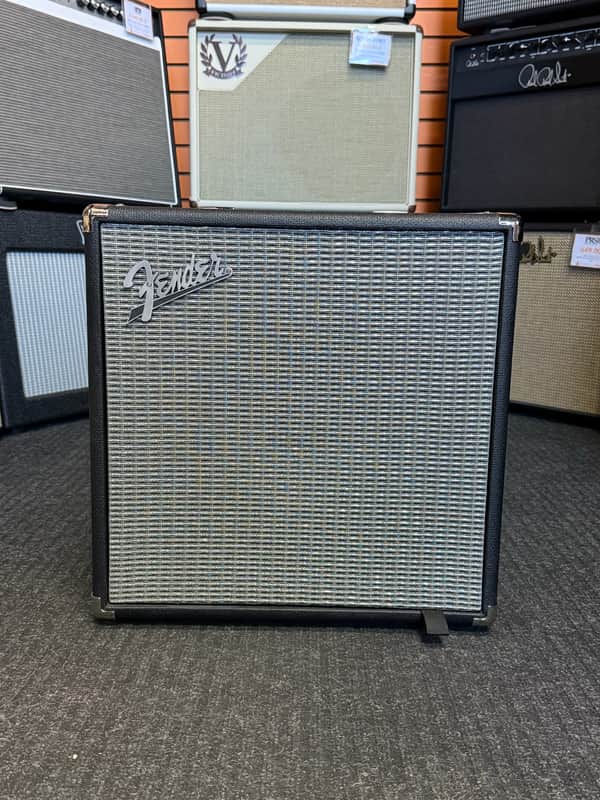 Fender "Rumble 40 V3" 40w Bass combo image 1