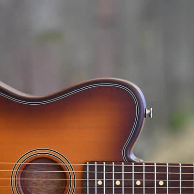 Fender Acoustasonic Standard Telecaster - Honey Burst image 4