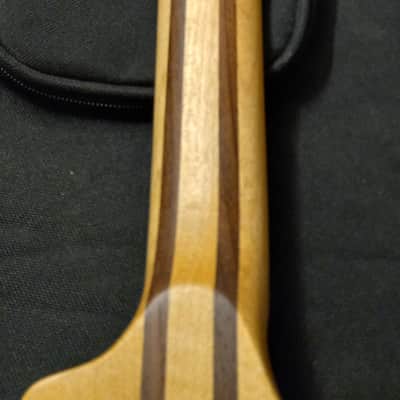 Peavey Bass G-Bass Holoflake White image 10